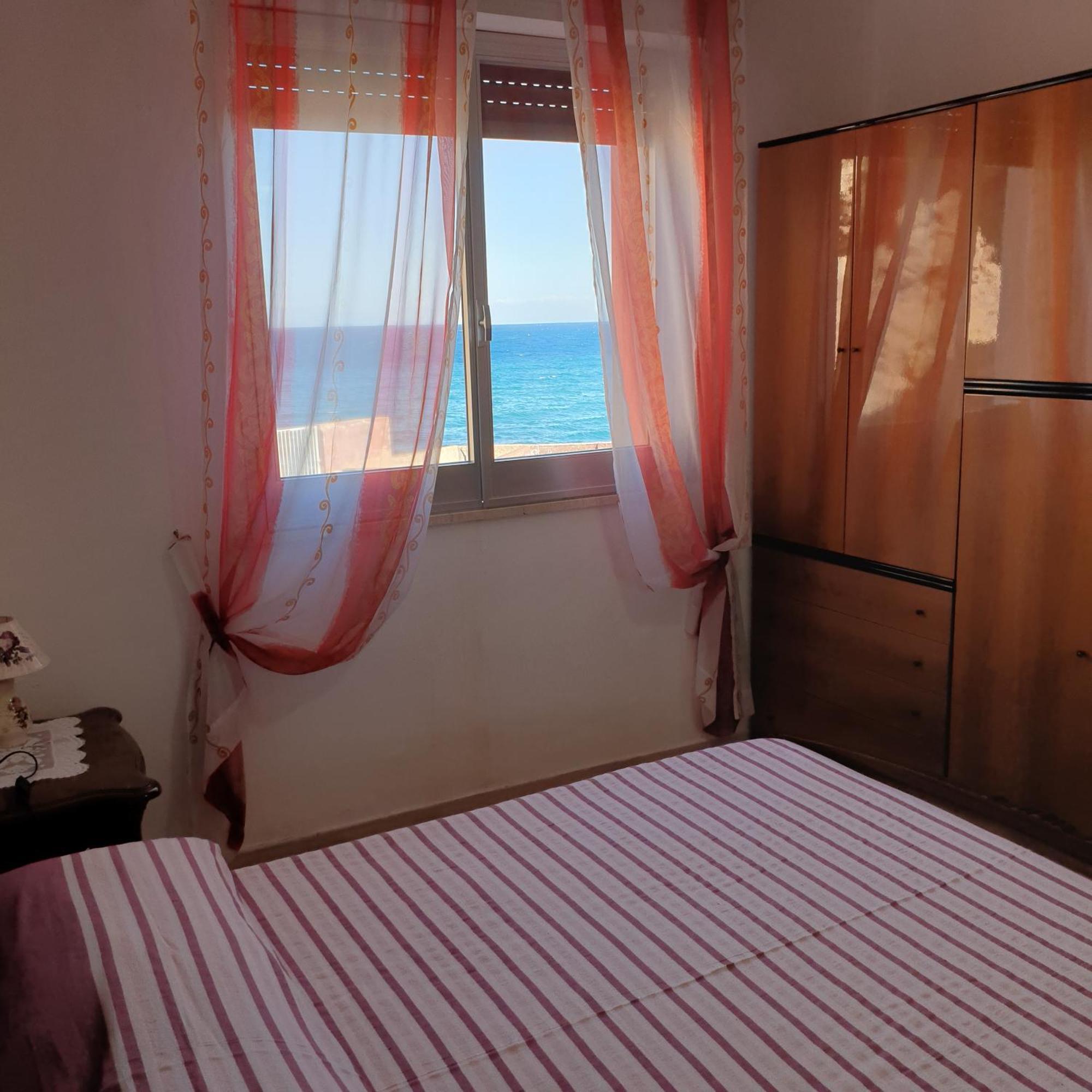 Rising Sun Bay Apartamento Augusta Exterior foto